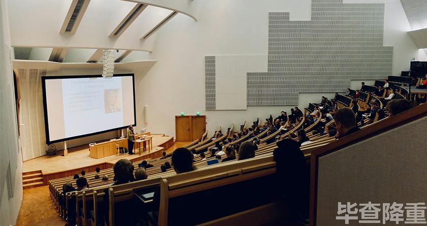 毕查降论文降重，毕查降论文改重，毕查降论文重复度一键降低